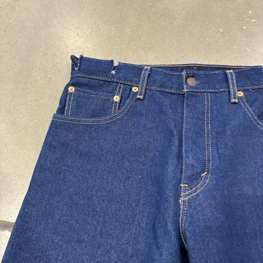 Levi's 517 Bootcut Jeans Men's Size 32x30 Blue Dark Wash Denim Rigid Altered* - Picture 4 of 8